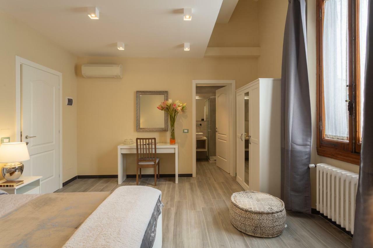 Le Stanze Di Carla! Bagno Privato, Cucina In Comune Florence Exterior photo